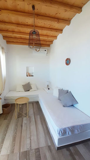 Το υπνοδωμάτιο του small house Σελήνη